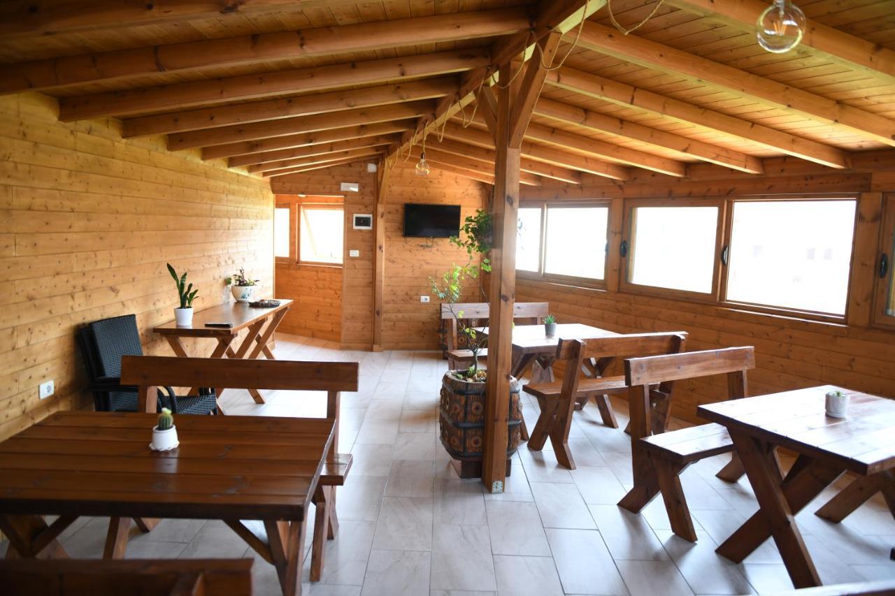 Guesthouse Leo Berat Ngoại thất bức ảnh